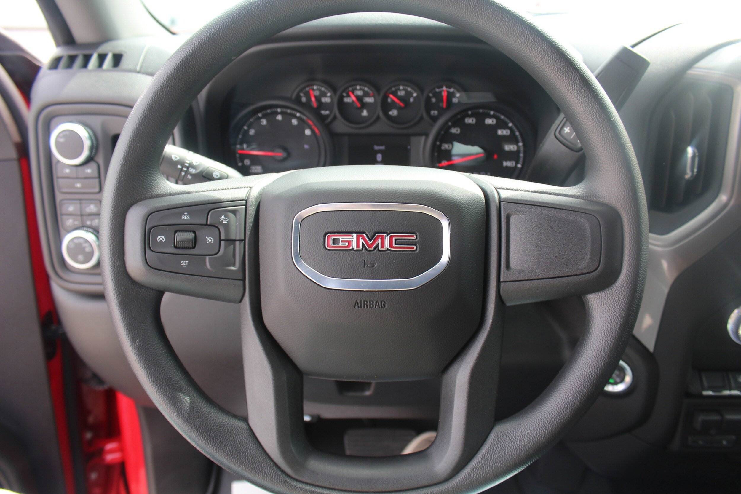 Used 2025 GMC Sierra 2500 Pro w/ 1SA Pro Safety Plus Package image 8