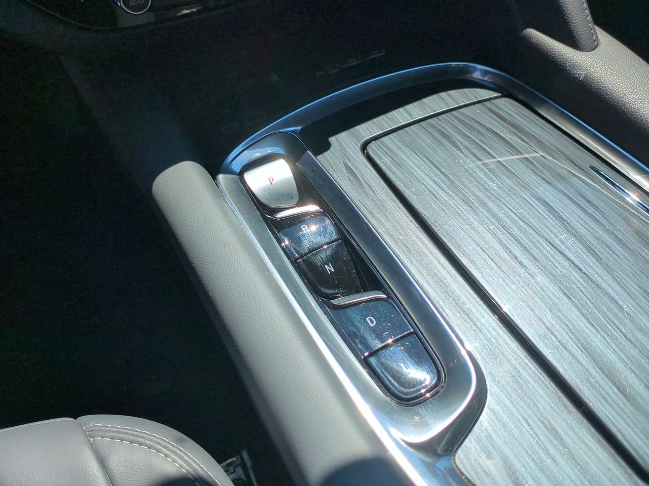 Used 2023 Buick Enclave Essence w/ Trailering Package, 5000 lbs. FWD image 15