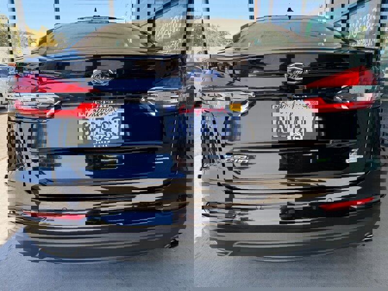 Used 2020 Ford Fusion SE image 14