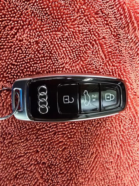 New 2027 Audi SQ8 Prestige AWD/4WD image 40
