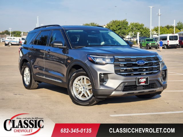 Used 2025 Ford Explorer Active w/ Active Comfort Package