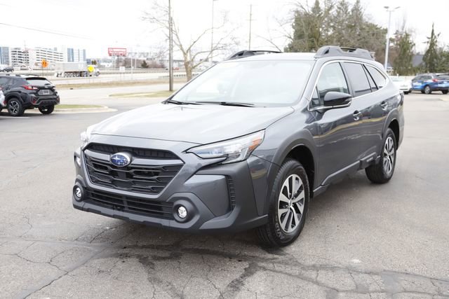 Certified 2025 Subaru Outback Premium w/ Popular Package #1A image 9