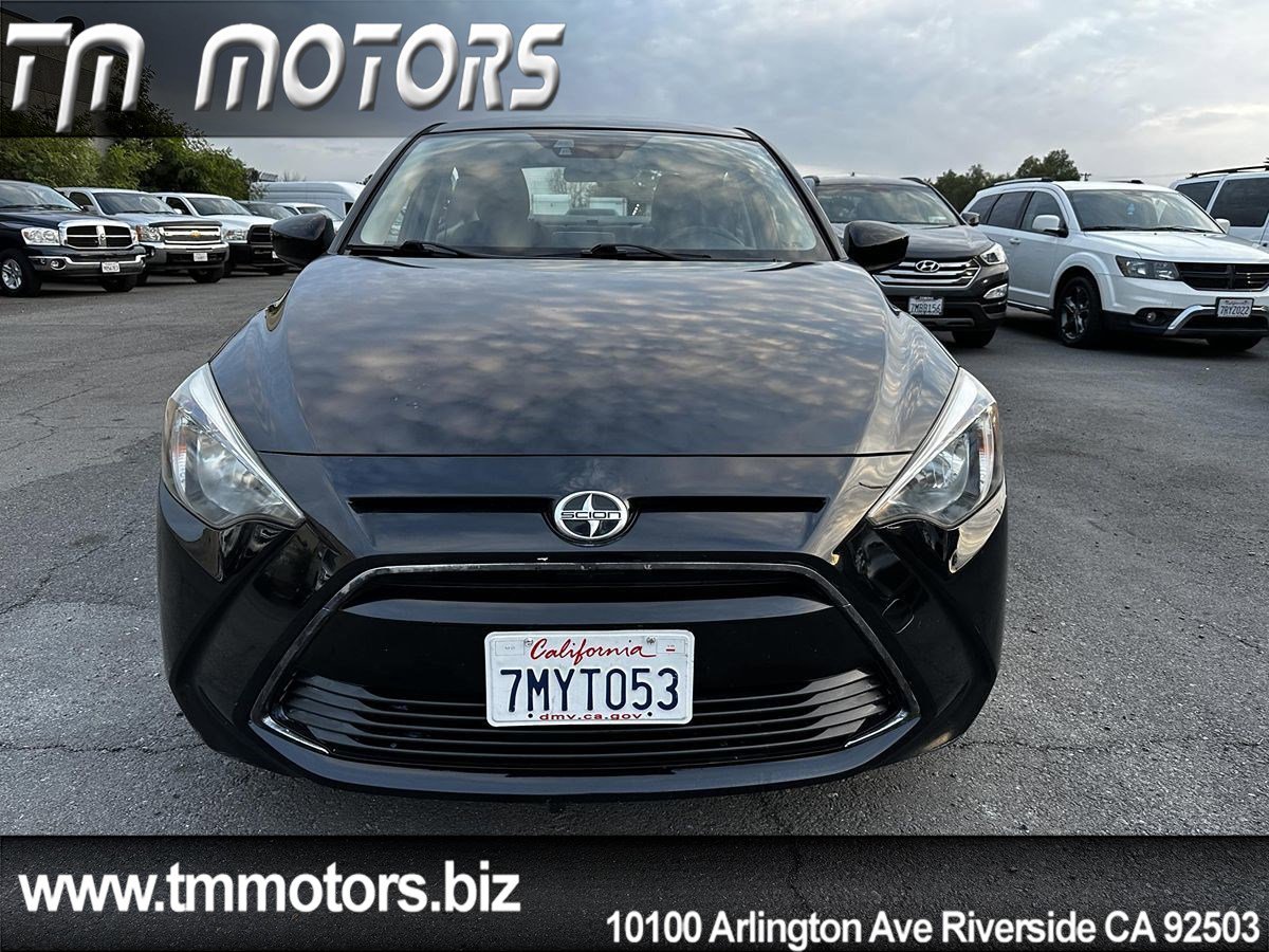 Used 2016 Scion iA image 2