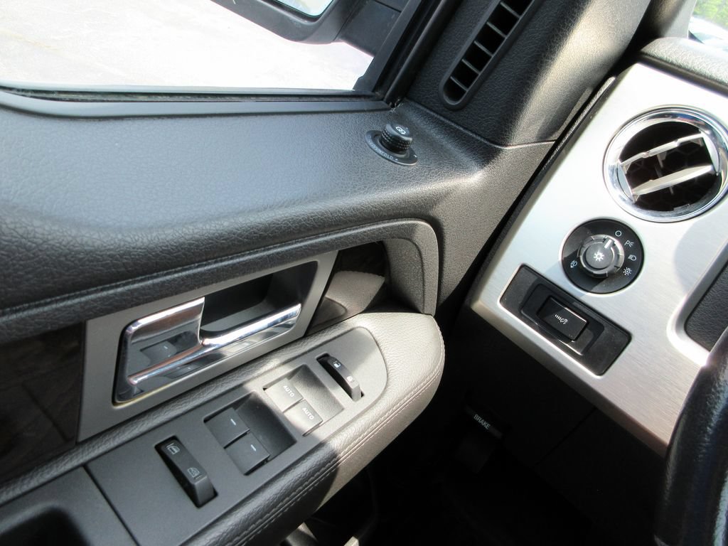 Used 2013 Ford F150 Platinum AWD/4WD image 34
