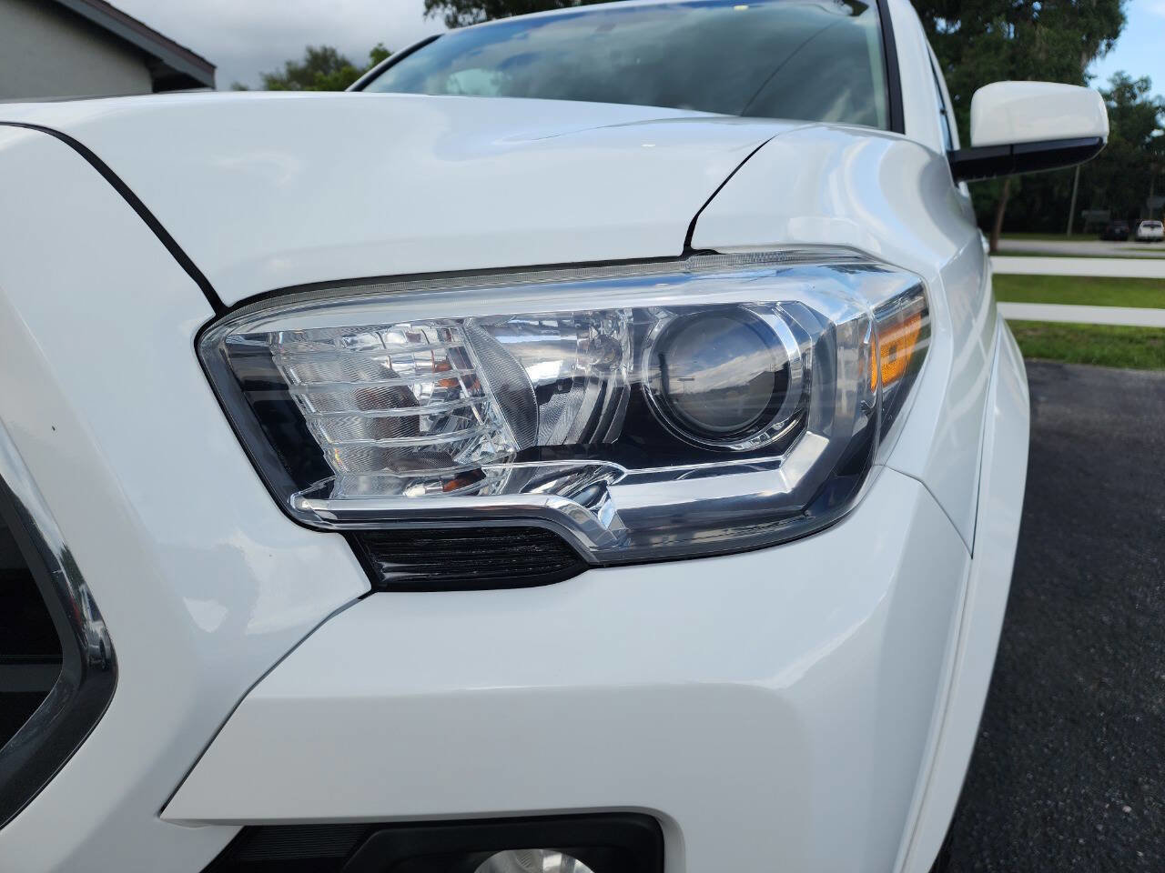 Used 2016 Toyota Tacoma SR5 image 14