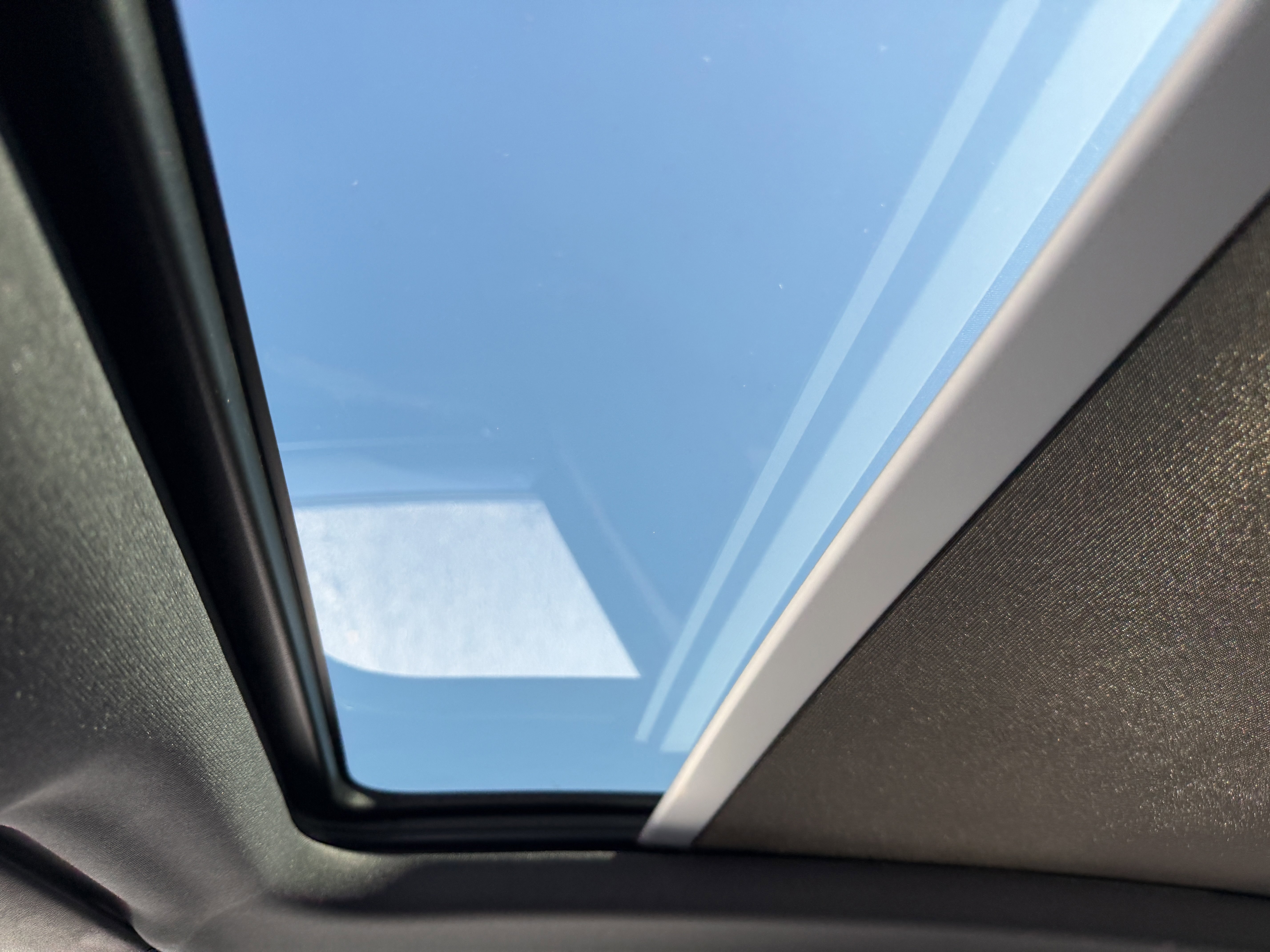 New 2025 Porsche Macan image 22