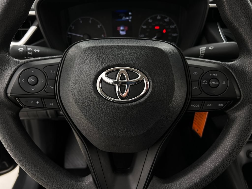 Used 2024 Toyota Corolla LE FWD image 16