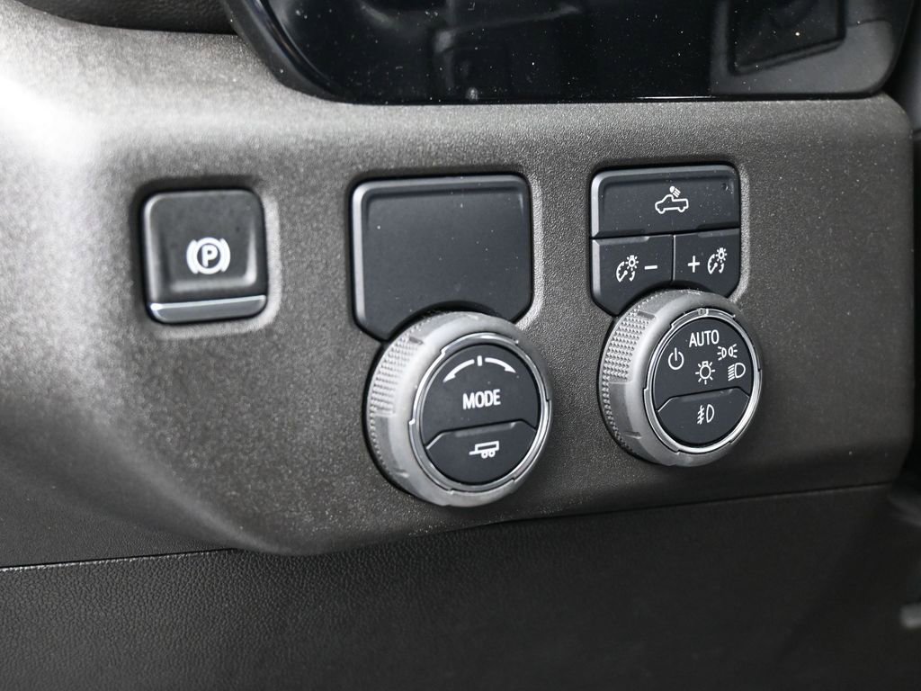Used 2024 Chevrolet Silverado 1500 RST image 15