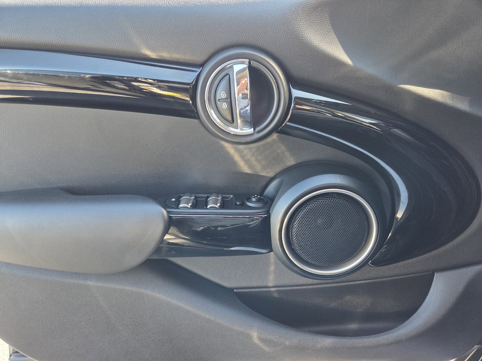 Used 2015 MINI Cooper S image 20