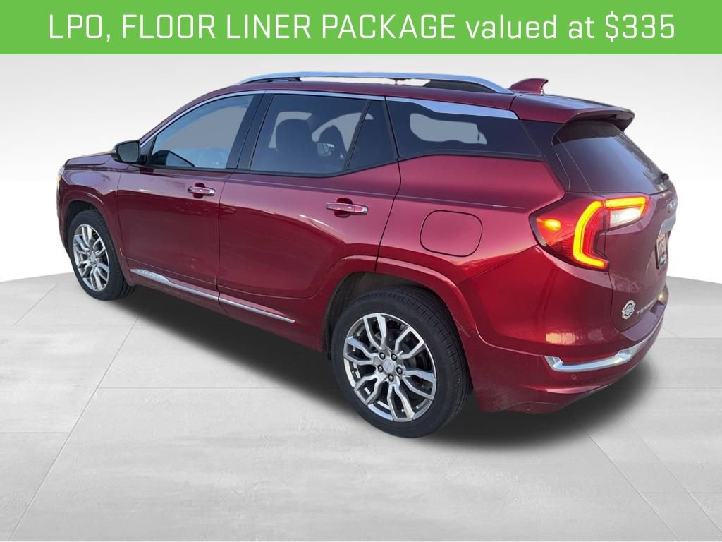 Used 2023 GMC Terrain Denali w/ Denali Premium Package image 7
