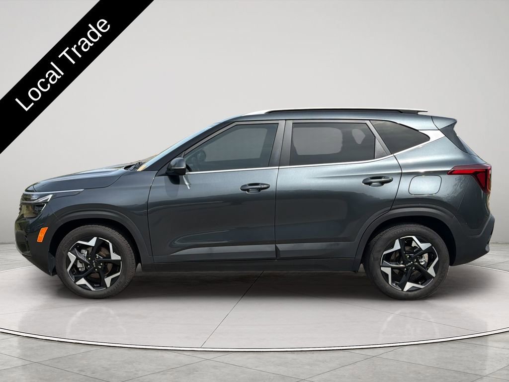 Used 2024 Kia Seltos EX image 2