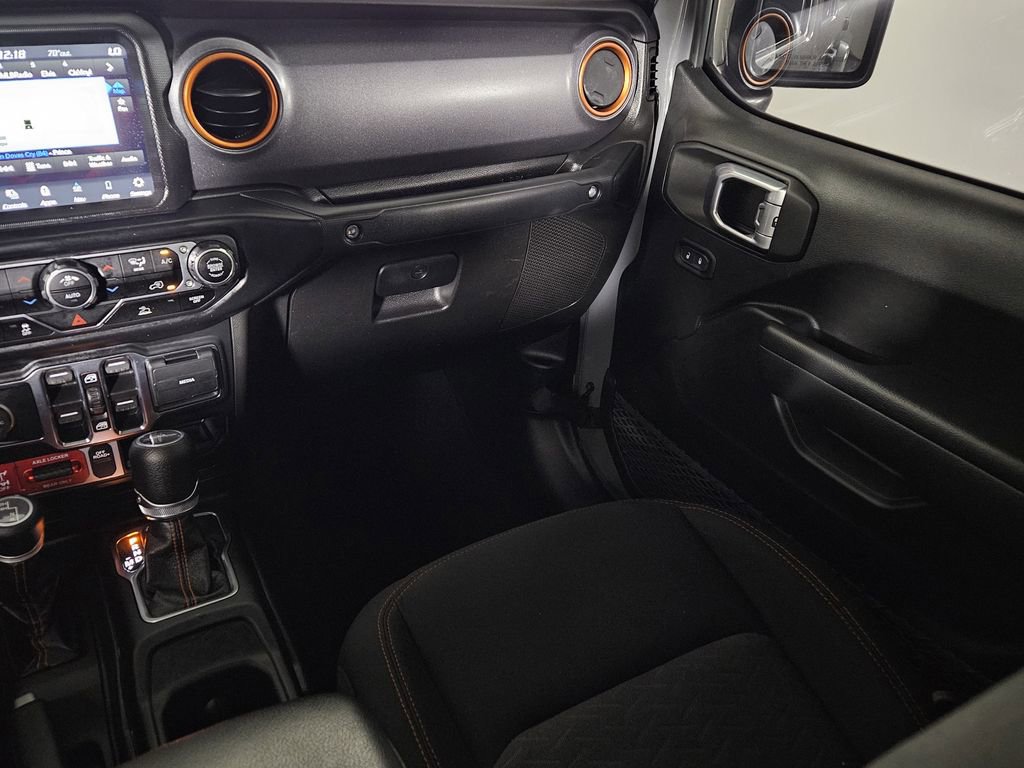 Used 2022 Jeep Gladiator Mojave w/ LED Lighting Group image 9
