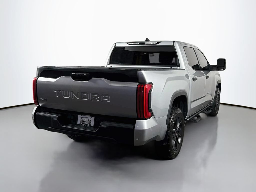 Used 2022 Toyota Tundra SR5 AWD/4WD image 7