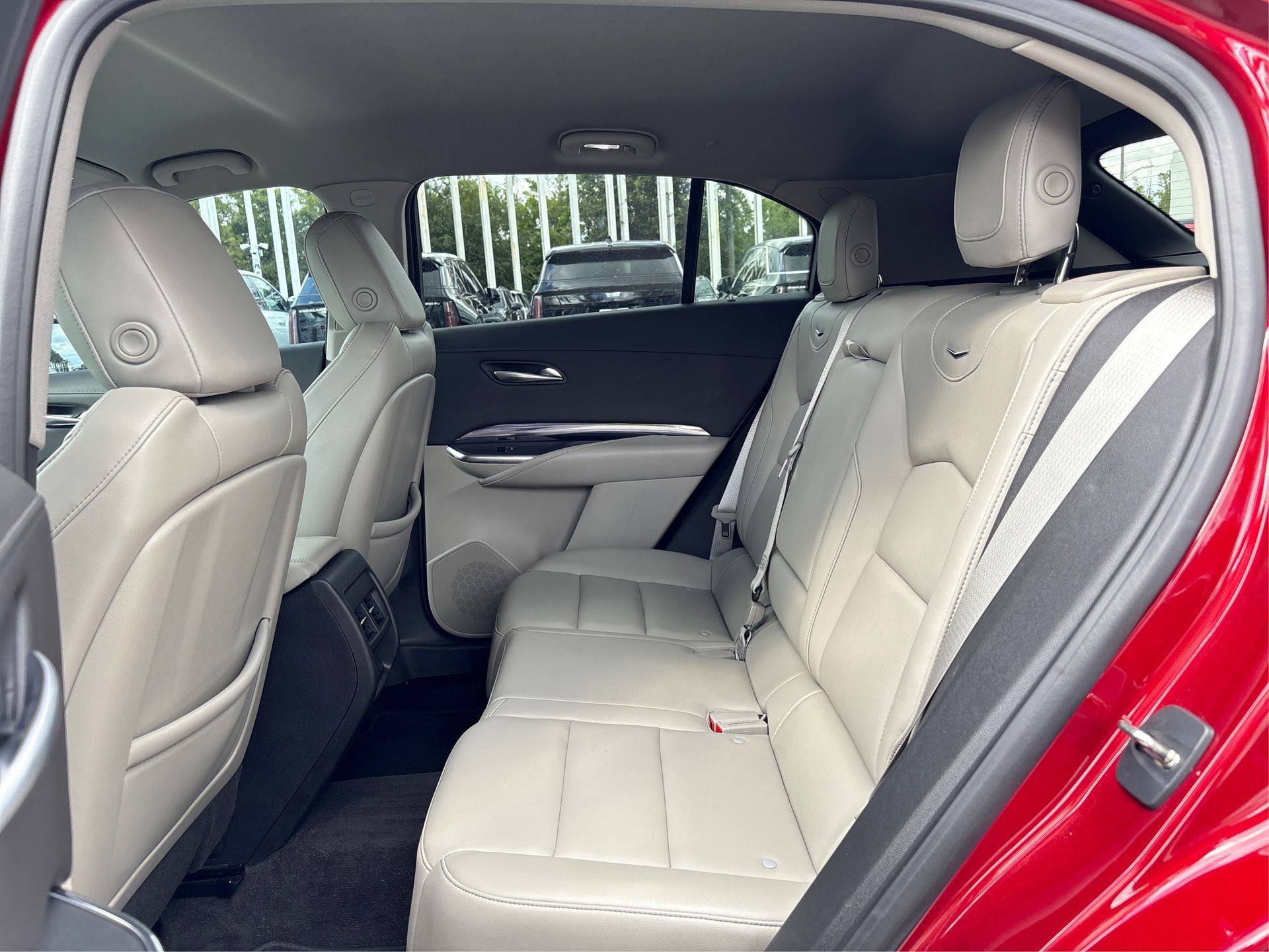 Certified 2023 Cadillac XT4 Luxury w/ Driver Awareness Package image 12