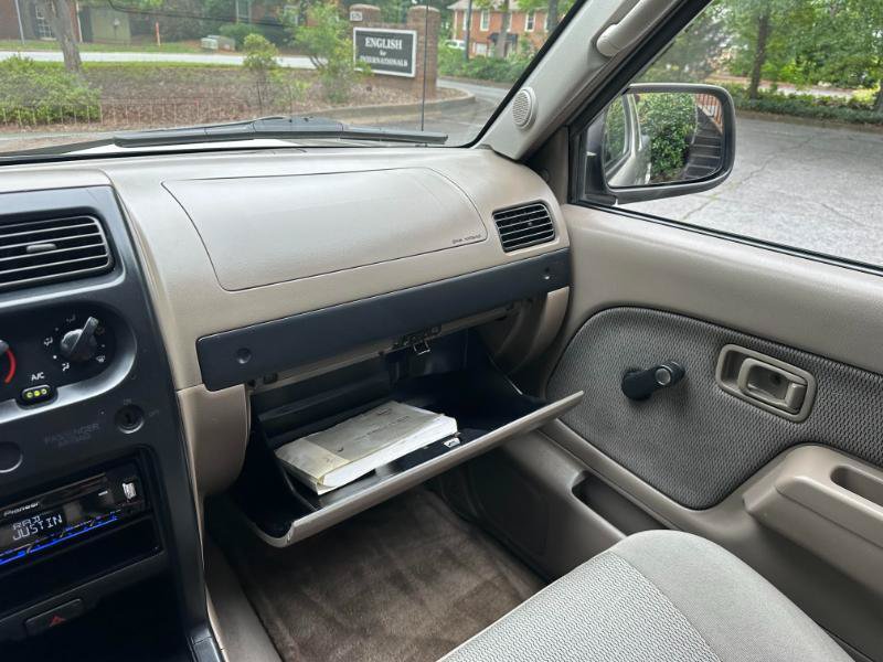 Used 2003 Nissan Frontier XE RWD image 29