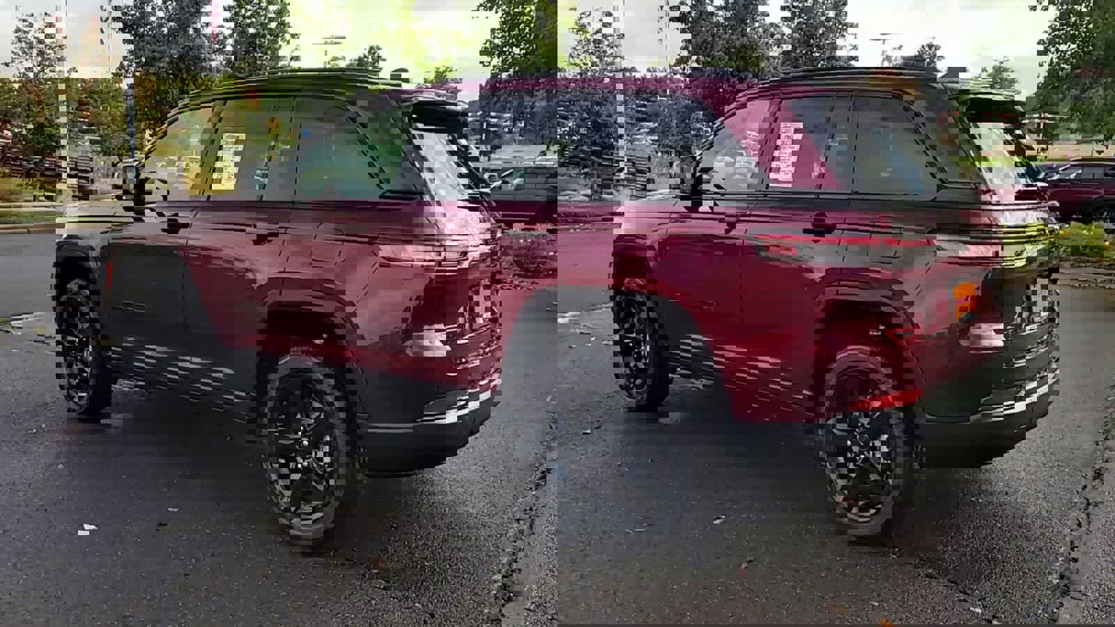 New 2025 Jeep Grand Cherokee Altitude w/ Trailer Tow Package image 6