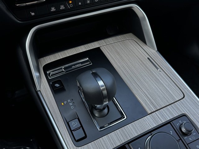 New 2025 MAZDA CX-90 Plug-In Hybrid w/ Preferred image 17