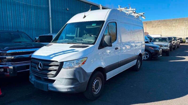 Used 2019 Mercedes-Benz Sprinter 144 image 10