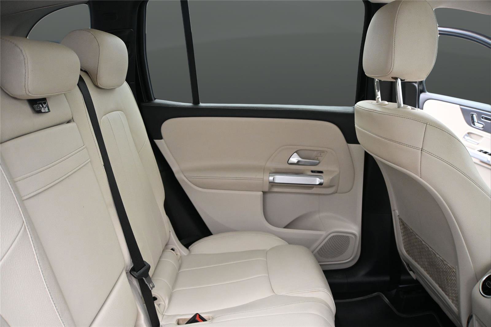 Used 2021 Mercedes-Benz GLB 250 4MATIC image 22