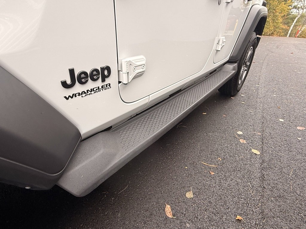 Certified 2022 Jeep Wrangler Unlimited Sport image 12