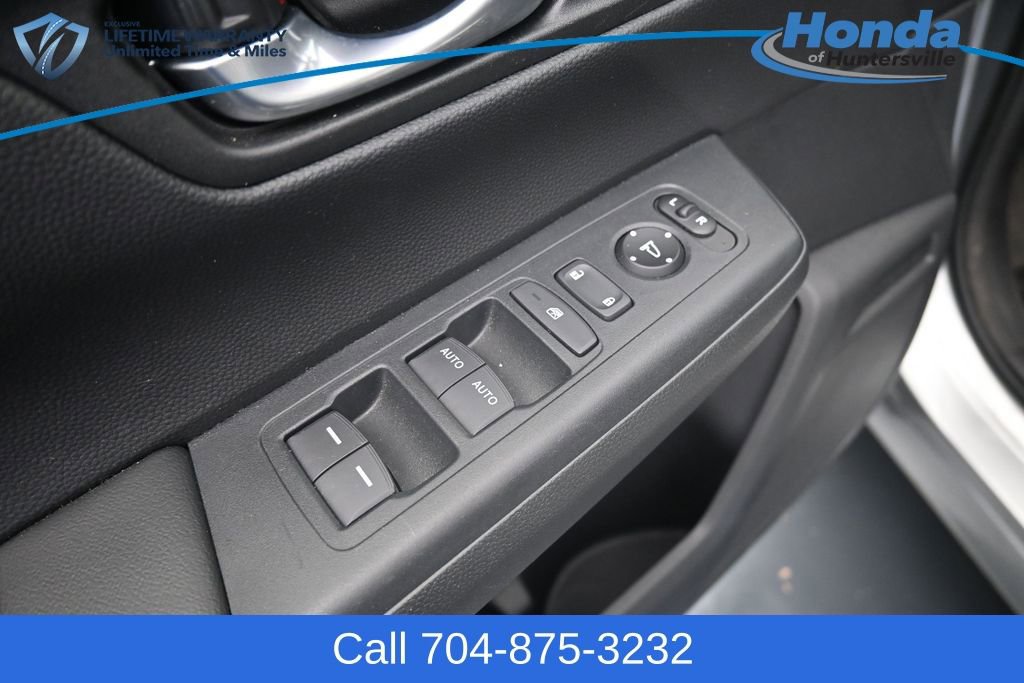 Used 2025 Honda CR-V Sport image 22