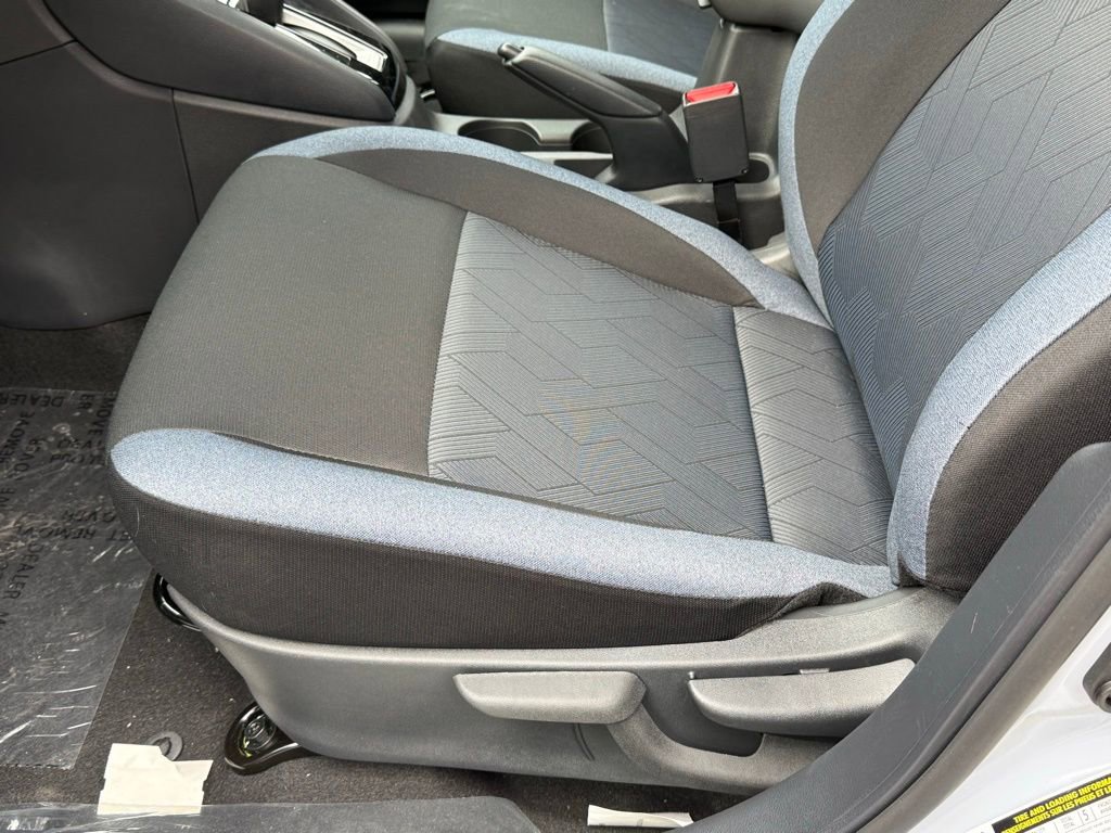 New 2025 Nissan Versa SV w/ Trunk Package FWD image 15