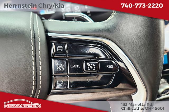 Used 2021 Jeep Grand Cherokee L Overland w/ Luxury Tech Group IV AWD/4WD image 23