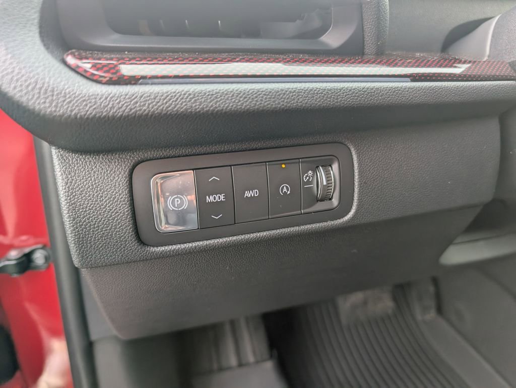 New 2026 Chevrolet Traverse Z71 w/ Driver Confidence Package image 16