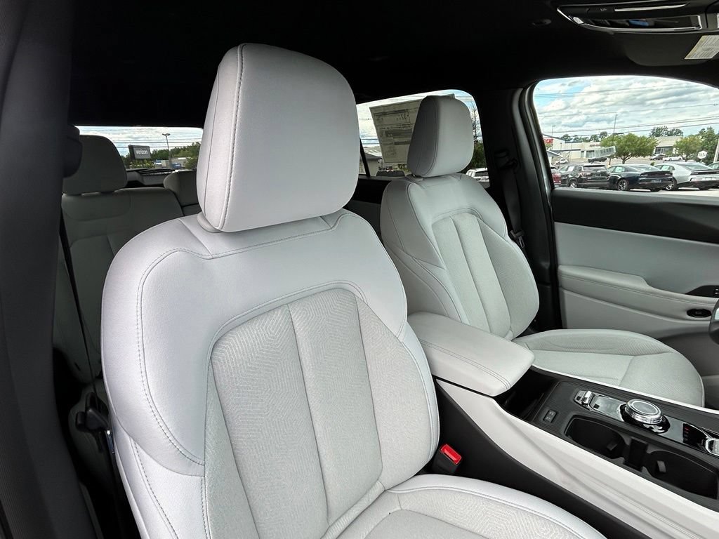 New 2026 Jeep Cherokee Limited AWD/4WD image 37