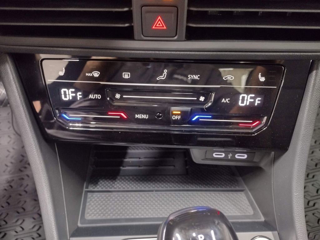 New 2025 Volkswagen Jetta SE image 27