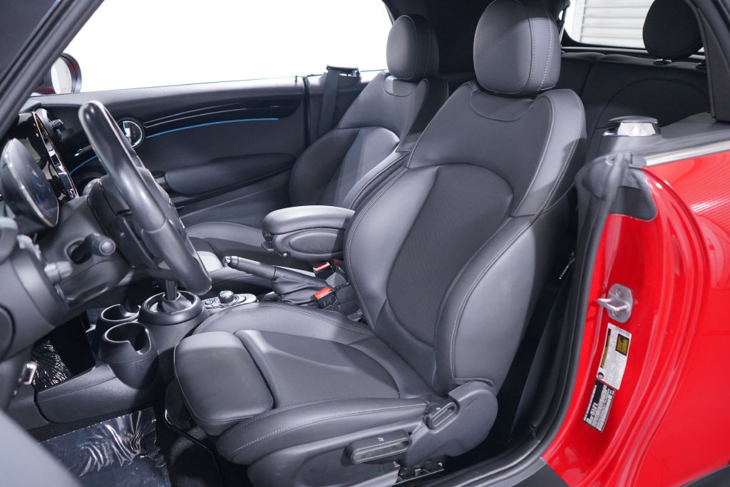 Used 2024 MINI Cooper S FWD image 7