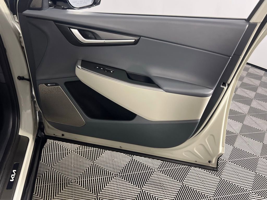 Used 2023 Kia EV6 Wind w/ Wind Technology Package image 33