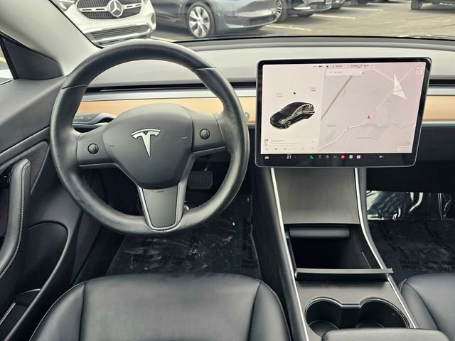 Used 2018 Tesla Model 3 Mid Range image 25