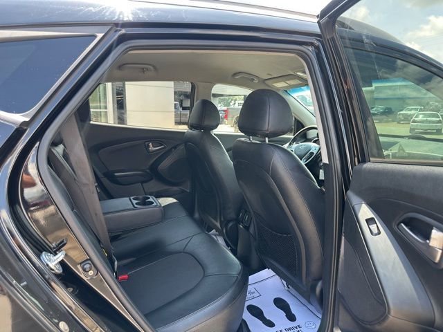Used 2015 Hyundai Tucson SE FWD image 12