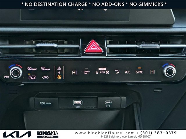 Used 2025 Kia Niro LX image 5
