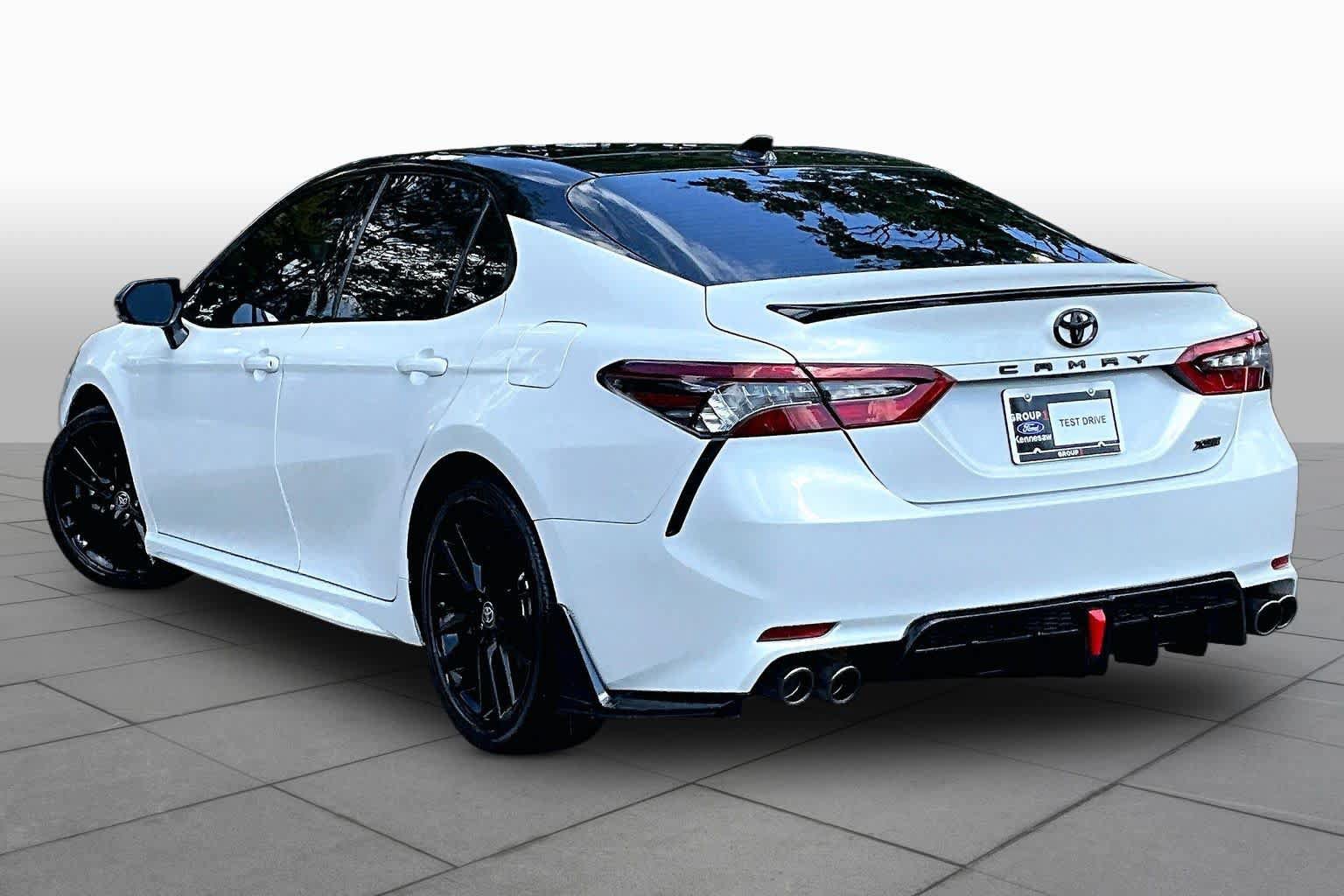 Used 2024 Toyota Camry XSE FWD image 12