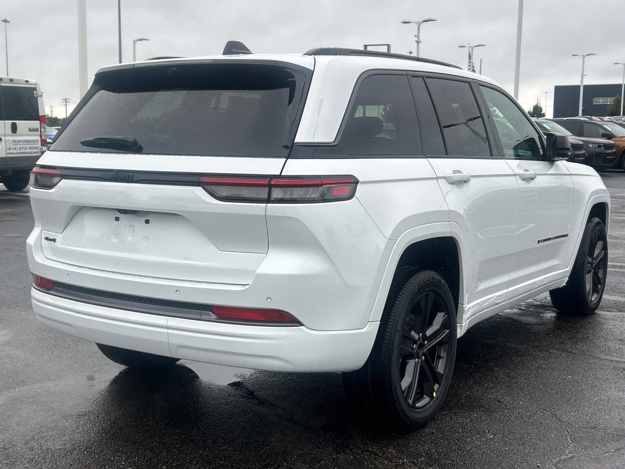 New 2027 Jeep Grand Cherokee Limited AWD/4WD image 3