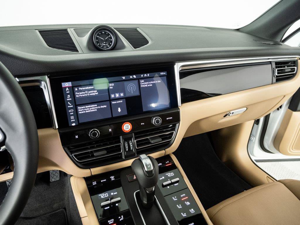 New 2026 Porsche Macan AWD/4WD image 13