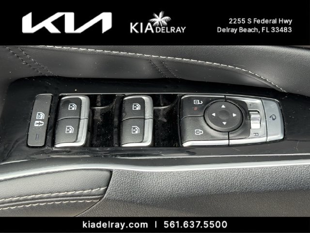 Certified 2024 Kia Sorento SX FWD image 16