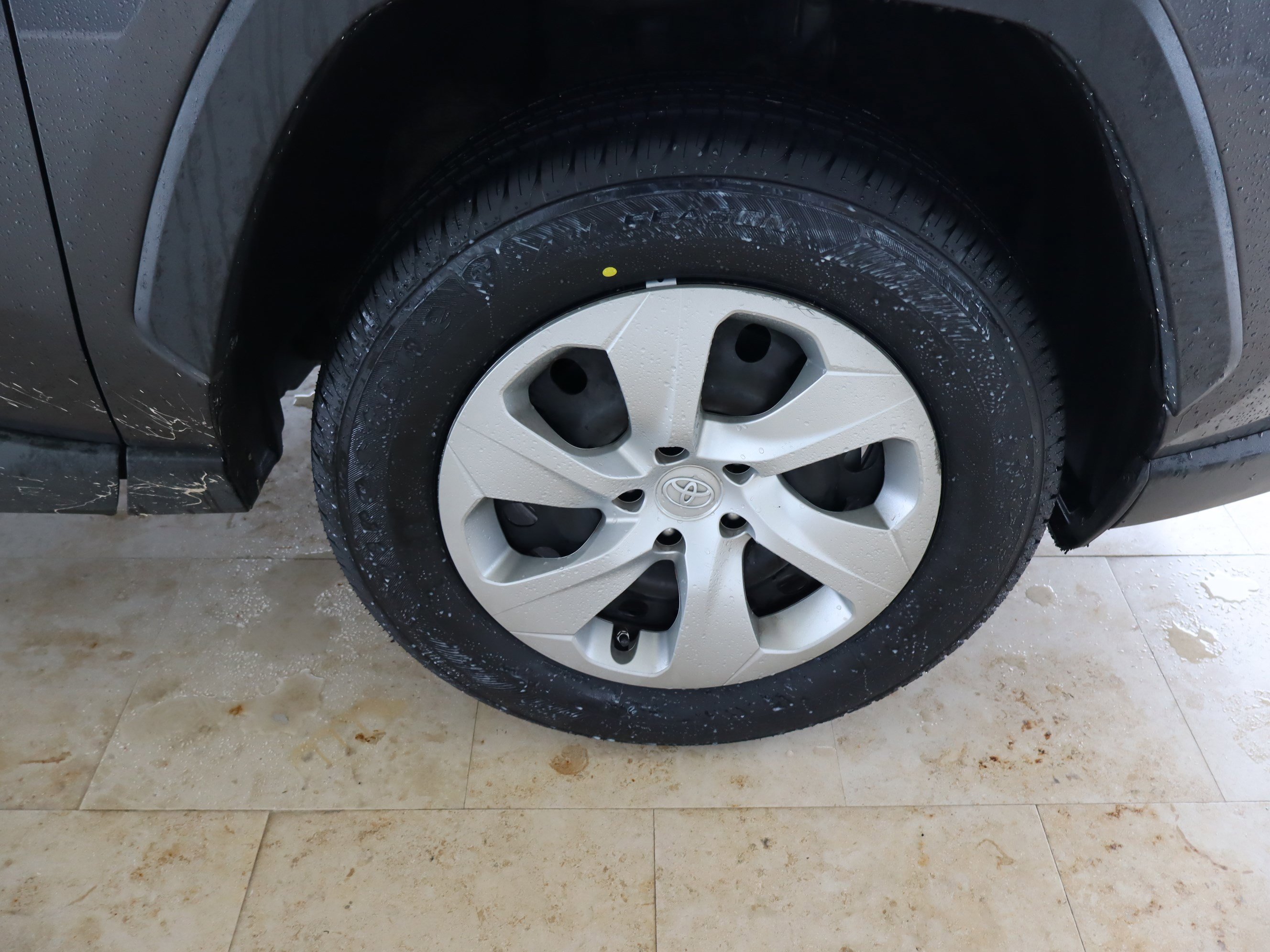 Used 2022 Toyota RAV4 LE image 37