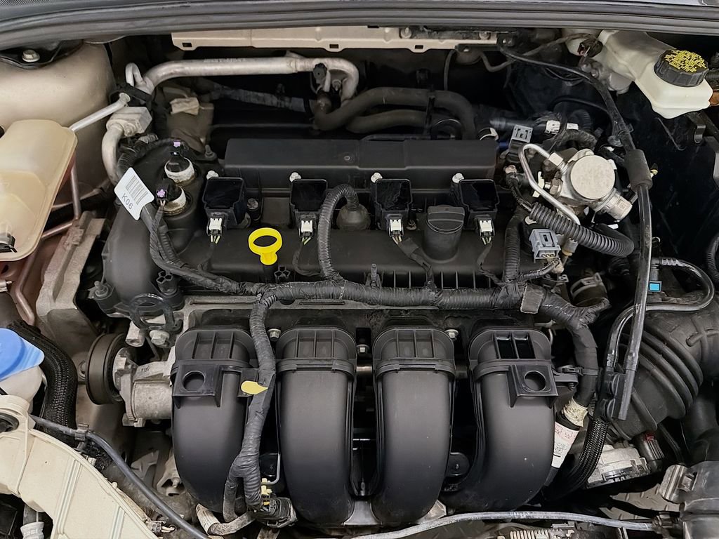 Used 2017 Ford Focus SE FWD image 28