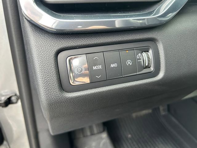 Used 2025 GMC Acadia Denali w/ LPO, Floor Liner Package AWD/4WD image 23