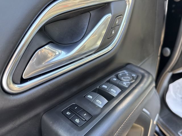 Used 2023 GMC Yukon AT4 w/ AT4 Premium Plus Package AWD/4WD image 22