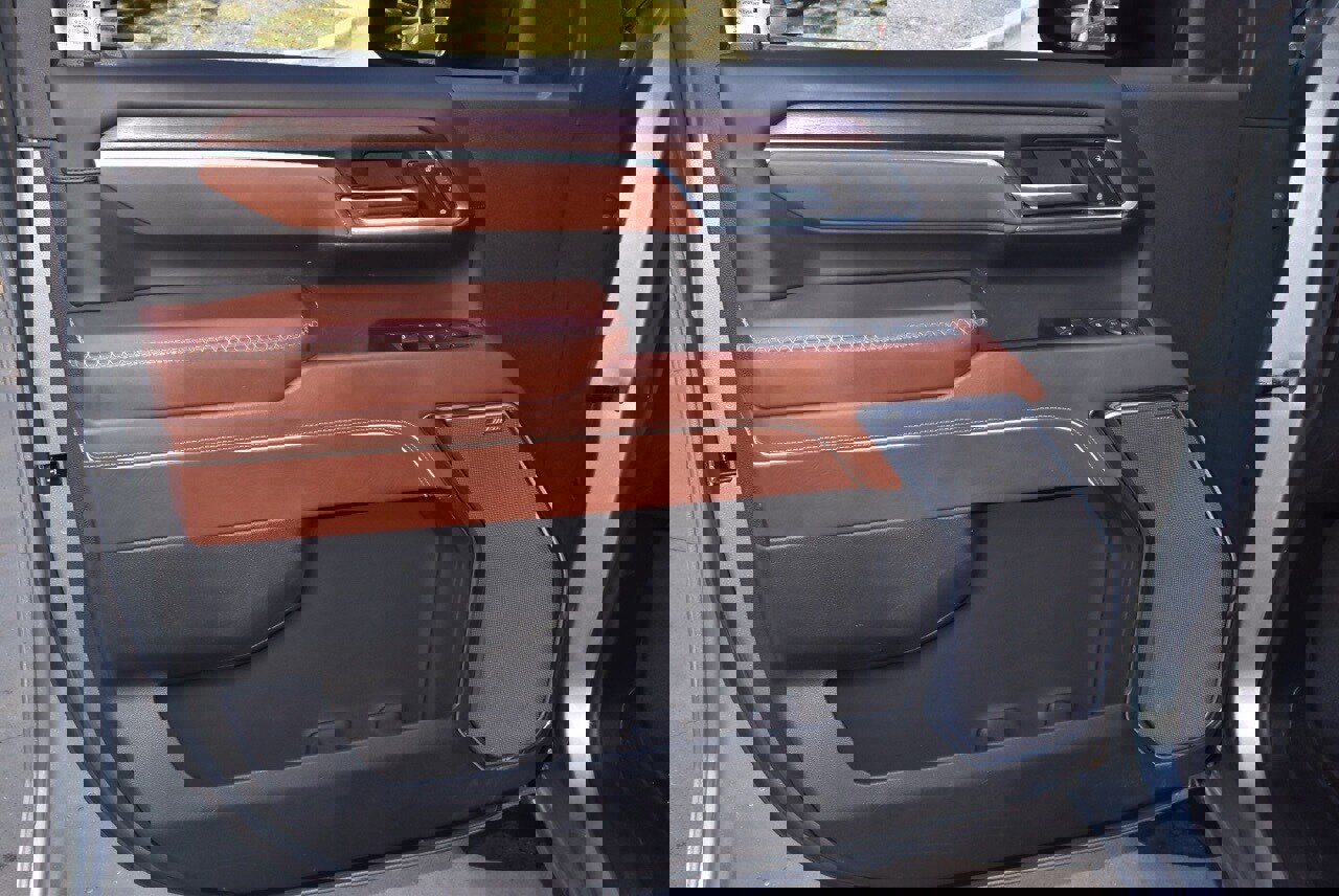 Used 2024 GMC Sierra 2500 Denali Ultimate image 35