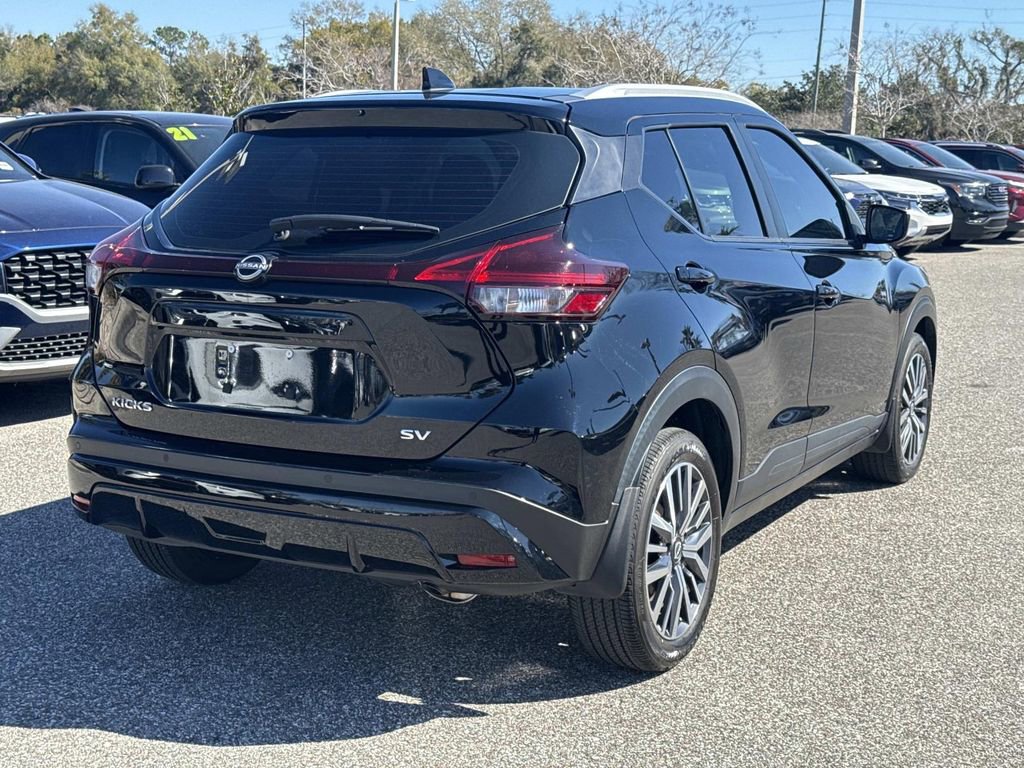 Certified 2024 Nissan Kicks SV image 4