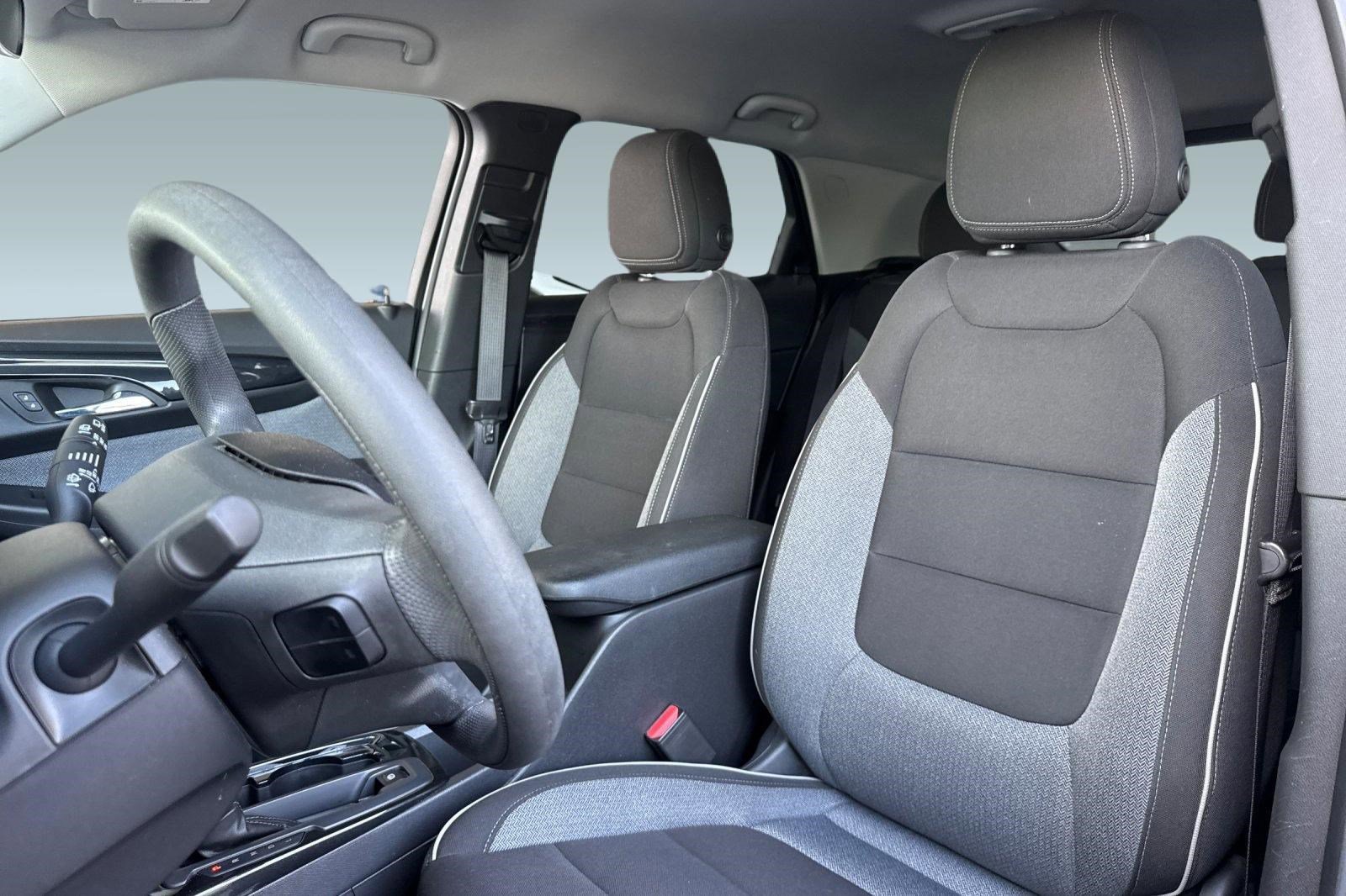 Used 2025 Chevrolet TrailBlazer LT image 23