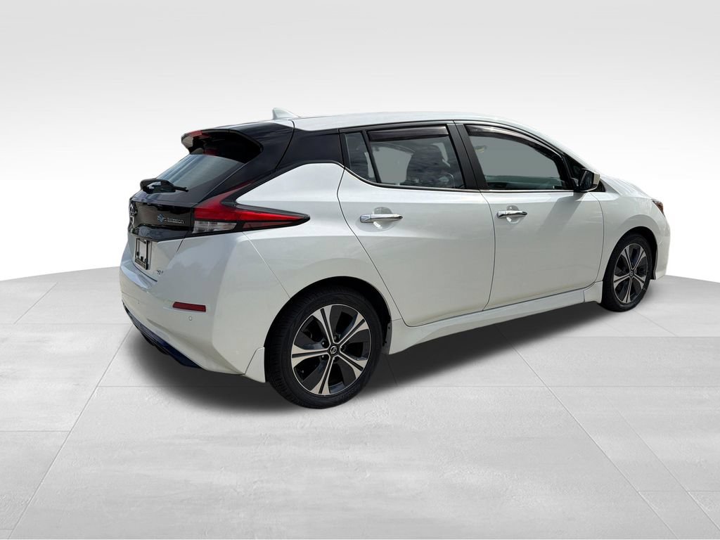 Used 2022 Nissan Leaf SV FWD image 8
