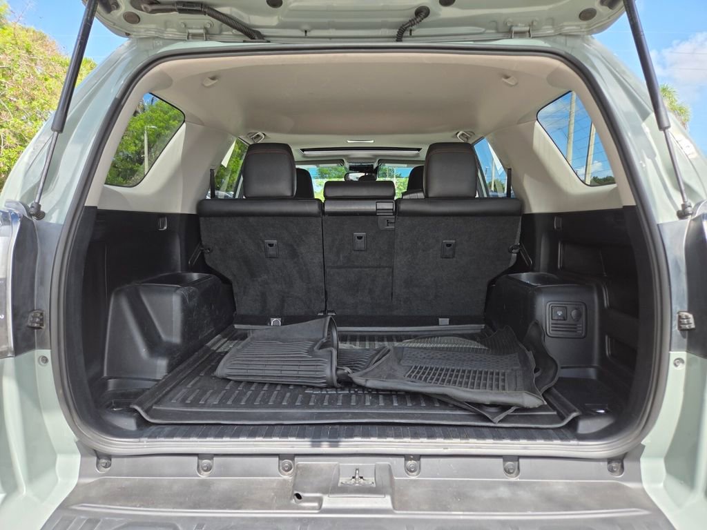 Used 2023 Toyota 4Runner TRD Off-Road Premium w/ Moonroof Package AWD/4WD image 15