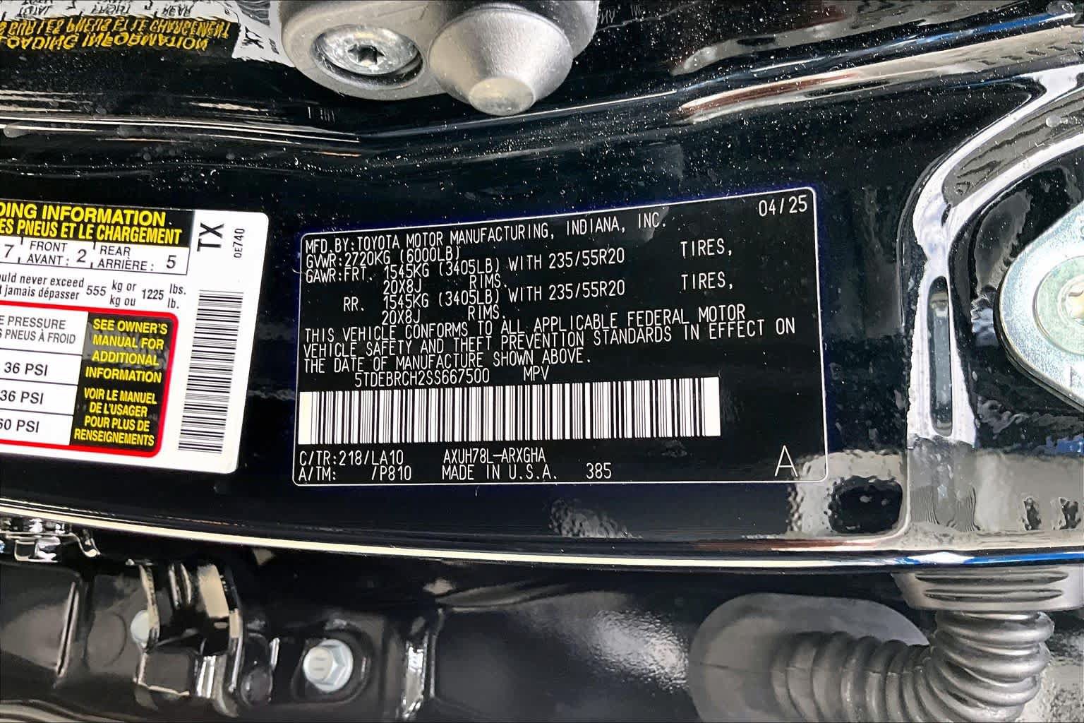 Used 2025 Toyota Highlander Platinum AWD/4WD image 34