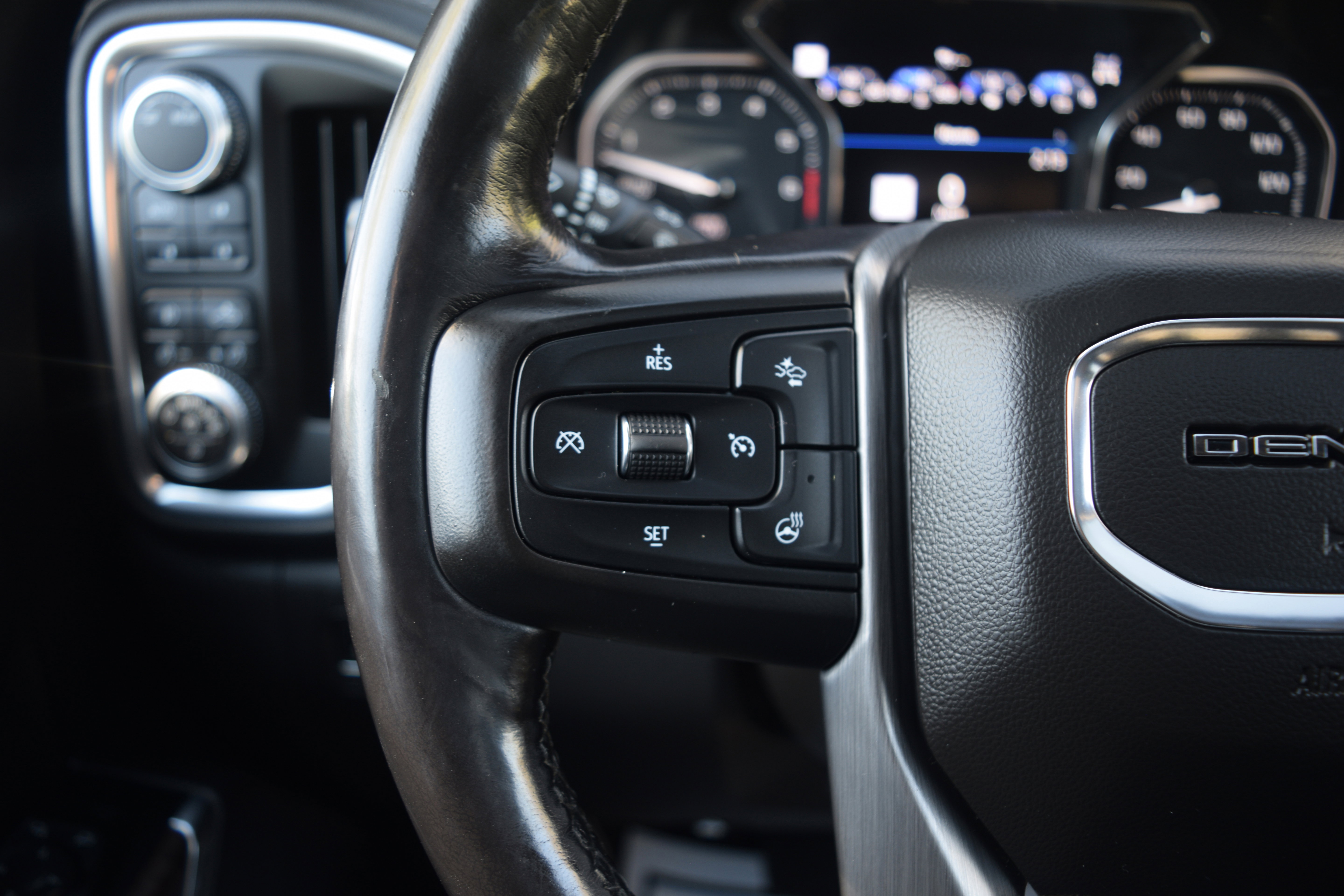 Used 2020 GMC Sierra 1500 Denali w/ Denali Ultimate Package image 6